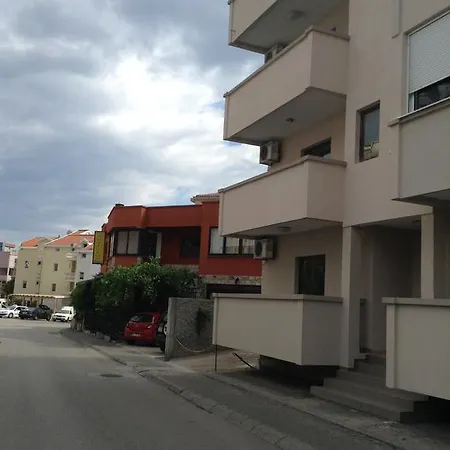 Kuca Tomovic Budva